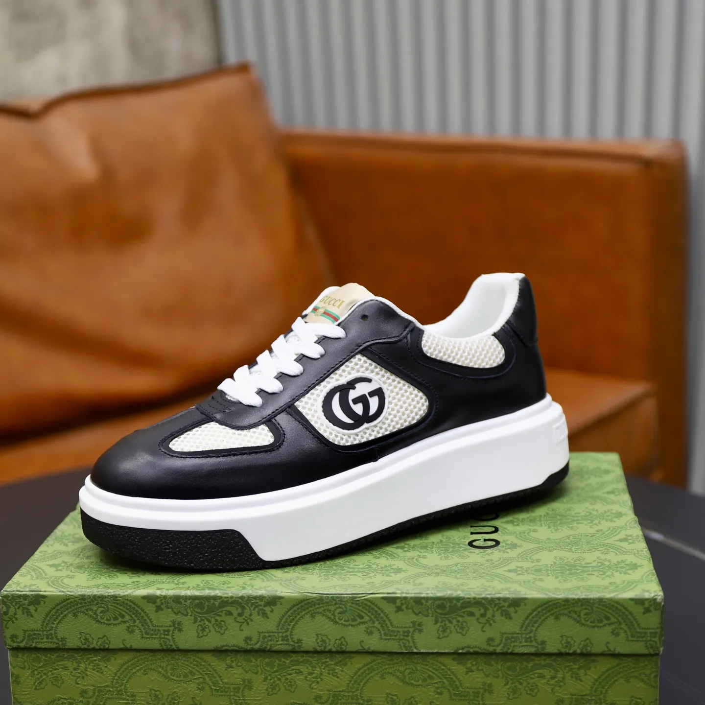 Ex-factory price: 462💰🙅‍♂️🙅‍♂️🙅‍♂️ Brand: GUCCI Standard code: 38-44 (45 customized) Grade: Same as the official website Material: Original cowhide material stitching Comfortable sheepskin lining Lightweight and wear-resistant sports outsole Style category: Men's fashionable casual shoes Running sneakers Distinguished luxury brand elements Top luxury Color: actual picture color